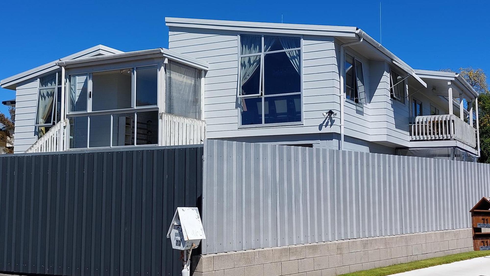 Bed And Breakfast Happy Home Taupo Accommodation 外观 照片