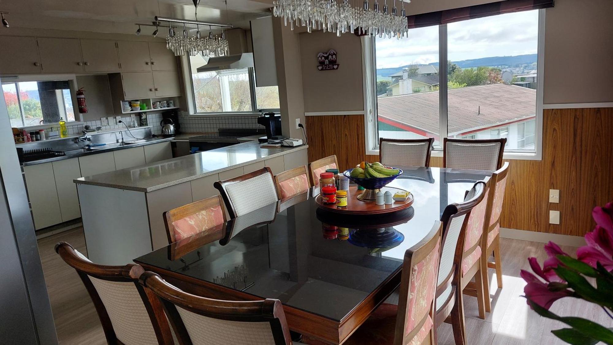 Bed And Breakfast Happy Home Taupo Accommodation 外观 照片